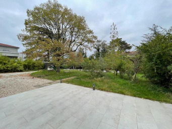 Maison a louer sainte-foy-les-lyon - 6 pièce(s) - 179 m2 - Surfyn