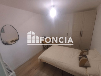 Appartement 1 pièce(s) 13.5 m²à louer Evry