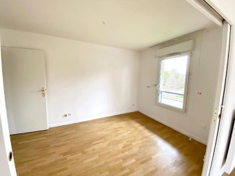 Appartement a louer  - 5 pièce(s) - 127 m2 - Surfyn