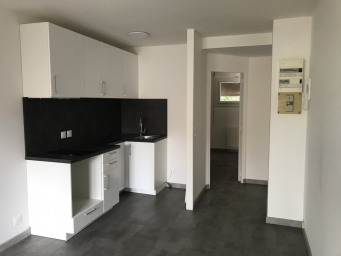 Appartement a louer brie-comte-robert - 2 pièce(s) - 38 m2 - Surfyn