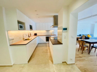 Appartement a louer paris-20e-arrondissement - 5 pièce(s) - 250 m2 - Surfyn