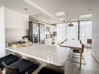 Appartement a louer courbevoie - 5 pièce(s) - 122.83 m2 - Surfyn