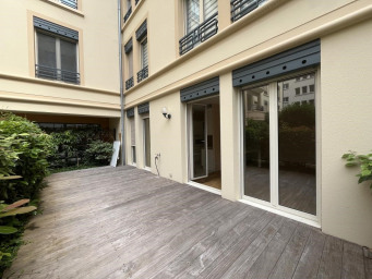 Appartement 300 000 € - 52 m²