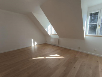 Maison a louer corbeil-essonnes - 6 pièce(s) - 190.54 m2 - Surfyn