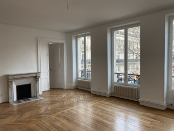165 Annonces De Locations D Appartements A Paris 1er 75 Seloger Com