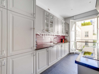 Appartement a louer paris-1er-arrondissement - 4 pièce(s) - 125 m2 - Surfyn
