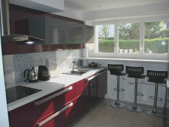 Maison a louer - 5 pièce(s) - 137.15 m2 - Surfyn