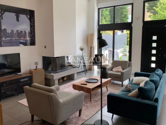 Maison a louer nanterre - 7 pièce(s) - 152.49 m2 - Surfyn
