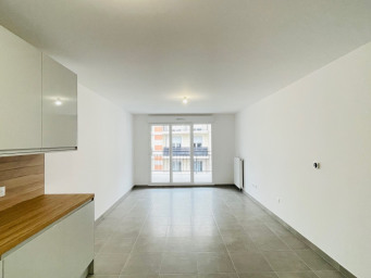 Appartement a louer  - 3 pièce(s) - 70 m2 - Surfyn