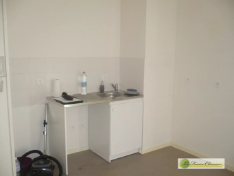 Appartement a louer angouleme - 1 pièce(s) - 28.39 m2 - Surfyn