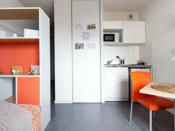 Appartement 87 100 € - 17 m²
