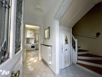 Maison a louer dole - 6 pièce(s) - 0 m2 - Surfyn