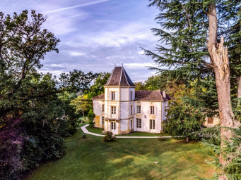 32 Annonces De Vente De Chateaux En Dordogne Seloger Com