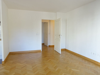 Appartement a louer chatillon - 3 pièce(s) - 65.93 m2 - Surfyn
