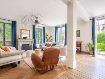 Maison a louer versailles - 9 pièce(s) - 349.19 m2 - Surfyn