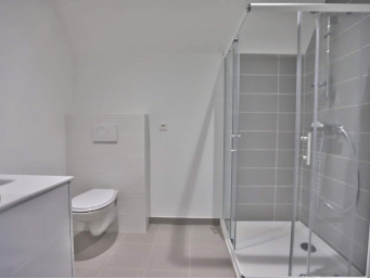 Maison a louer plaisir - 4 pièce(s) - 109 m2 - Surfyn