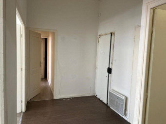 Appartement a louer marseille-1er-arrondissement - 3 pièce(s) - 67 m2 - Surfyn
