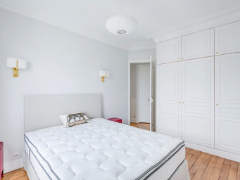 Appartement a louer paris-1er-arrondissement - 3 pièce(s) - 65 m2 - Surfyn
