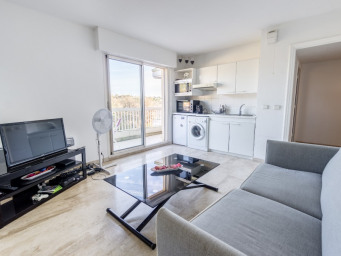 5 Annonces De Location D Appartements Dans Le Quartier Grand Duc Minelle A Mandelieu La Napoule Seloger Com