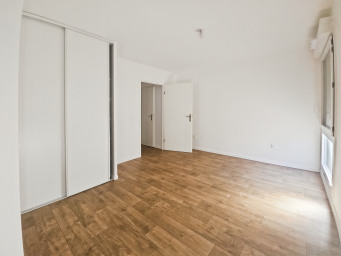 Appartement a louer saint-cyr-l'ecole - 2 pièce(s) - 48.4 m2 - Surfyn