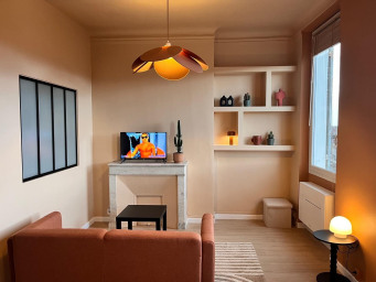 Appartement 2 pièce(s) 32 m²à louer Marseille-1er-arrondissement