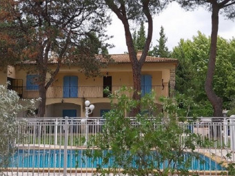 Maison a louer salon-de-provence - 4 pièce(s) - 113.54 m2 - Surfyn