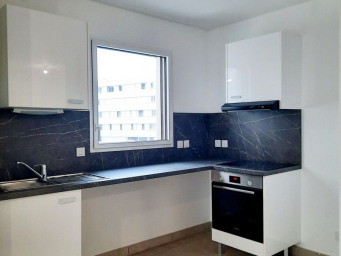 Appartement a louer lyon-8e-arrondissement - 3 pièce(s) - 65.4 m2 - Surfyn