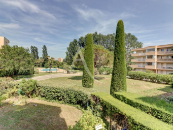 28 annonces de location d appartements avec terrasse a mandelieu la napoule 06 seloger com