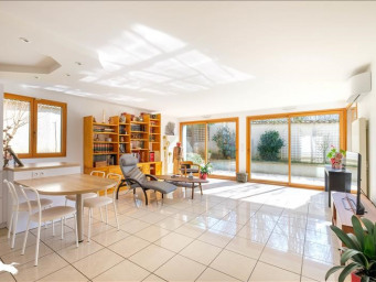 Appartement 700 000 € - 103 m²