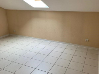 Appartement a louer angouleme - 1 pièce(s) - 16 m2 - Surfyn