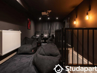 Appartement a louer venissieux - 1 pièce(s) - 240 m2 - Surfyn