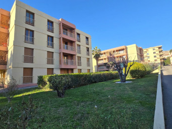 Appartement a louer marseille-16e-arrondissement - 4 pièce(s) - 69 m2 - Surfyn