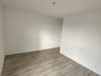 Appartement a louer garges-les-gonesse - 5 pièce(s) - 96 m2 - Surfyn