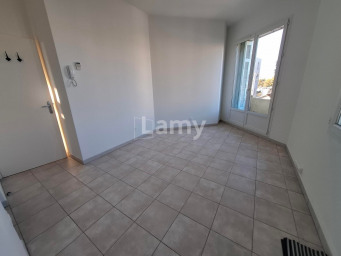 Appartement a louer marseille-11e-arrondissement - 1 pièce(s) - 25.54 m2 - Surfyn