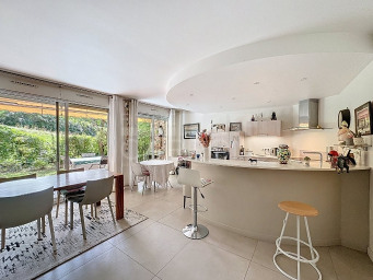 Appartement 660 000 € - 137 m²