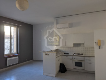 Appartement a louer arles - 2 pièce(s) - 50 m2 - Surfyn