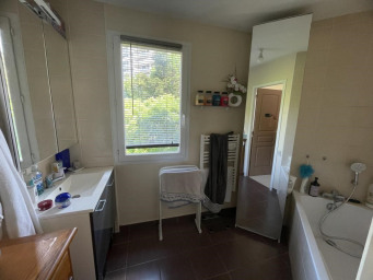 Maison a louer villeurbanne - 4 pièce(s) - 83.6 m2 - Surfyn