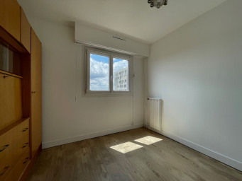 Appartement a louer saint-ouen-l'aumone - 4 pièce(s) - 85 m2 - Surfyn