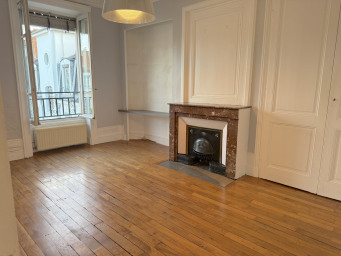 Appartement a louer lyon-6e-arrondissement - 2 pièce(s) - 67 m2 - Surfyn