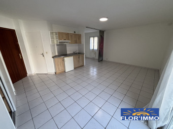 Appartement 1 pièce(s) 33 m²à louer Sainte-genevieve-des-bois