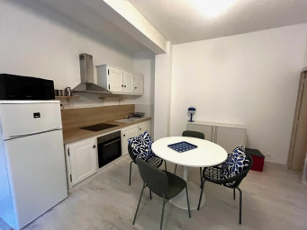 Appartement a louer arles - 1 pièce(s) - 35 m2 - Surfyn