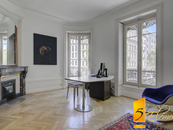 Appartement 849 000 € - 192 m²