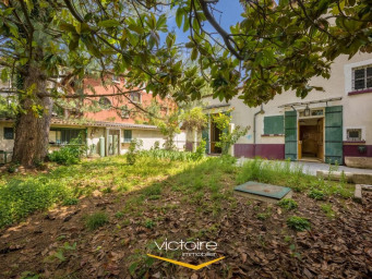 Maison 890 000 € - 224 m²