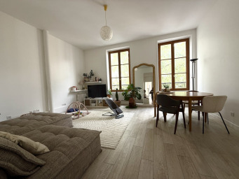 Appartement a louer paris-3e-arrondissement - 4 pièce(s) - 80.66 m2 - Surfyn