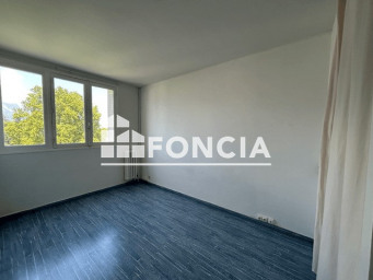 Appartement a louer saint-martin-d'heres - 3 pièce(s) - 74.3 m2 - Surfyn