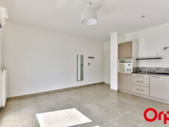 Appartement a louer lyon-5e-arrondissement - 1 pièce(s) - 39.77 m2 - Surfyn
