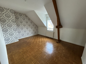 Maison a louer chartres - 6 pièce(s) - 122 m2 - Surfyn