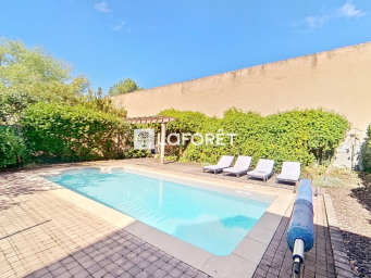 Maison 1 250 000 € - 276 m²