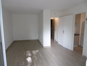 Appartement a louer combs-la-ville - 1 pièce(s) - 30 m2 - Surfyn