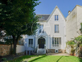 Maison a louer colombes - 7 pièce(s) - 235.42 m2 - Surfyn